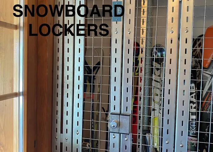 Jay - - Fully Equipped - Free Parking